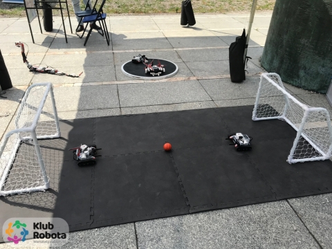 Urodziny robotyka dla dzieci - budowanie robotów z klocków LEGO